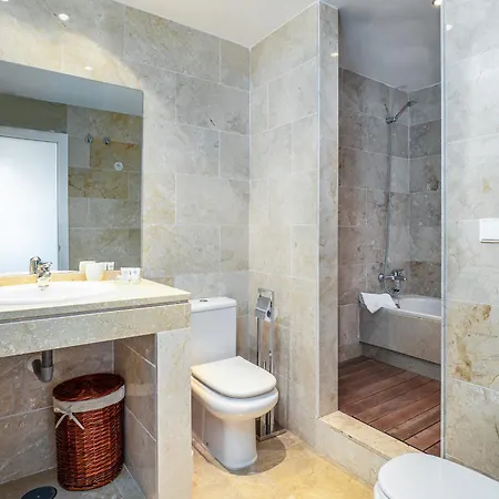 2055-superb 2bedrooms Apt, Gibraltar And Sea View Apartment